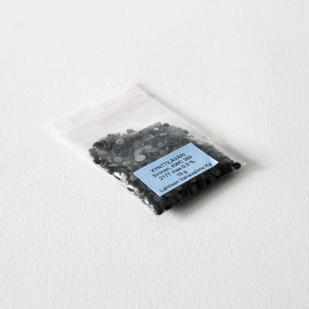 KYNTTILÄVÄRI