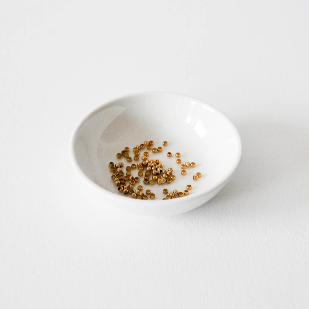KIRISTYSHELMI PYÖREÄ 2,5MM 100KPL